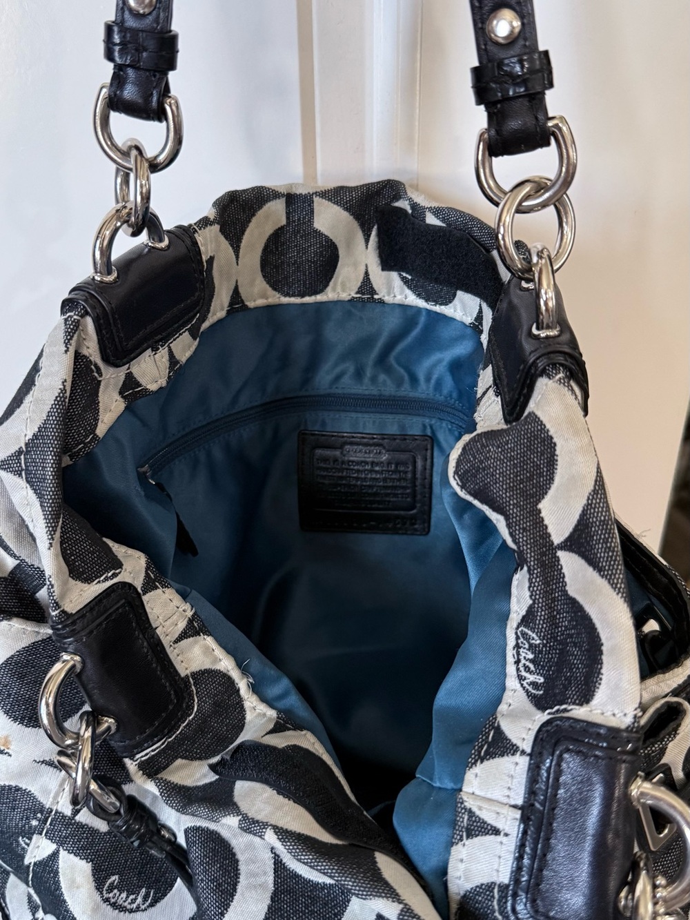 Coach Black & White Signature Shoulder Bag - Picture 12 of 14